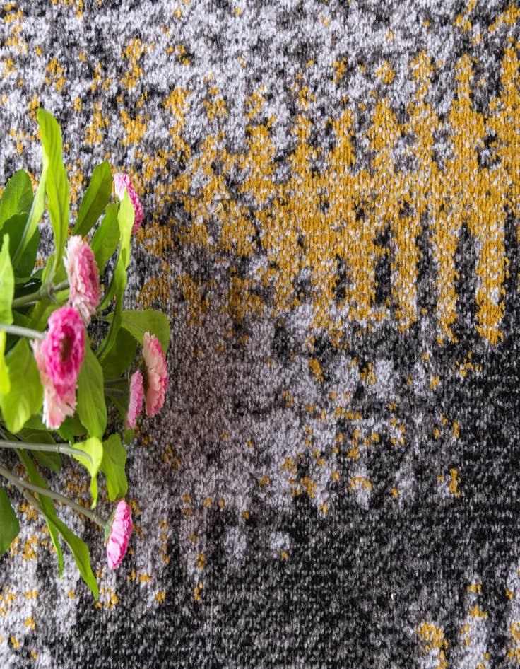 Detail image of  6' x 9'  Washable Modern Indoor / Outdoor Rug