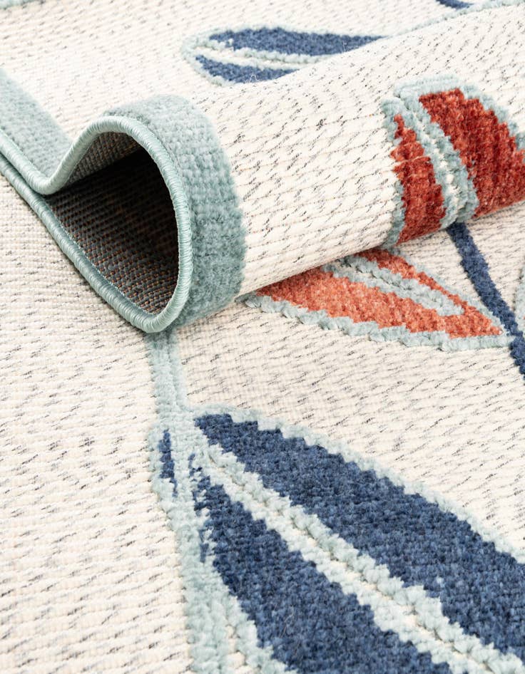 Detail image of  5' x 7' 7  Washable  Indoor / Outdoor Rug