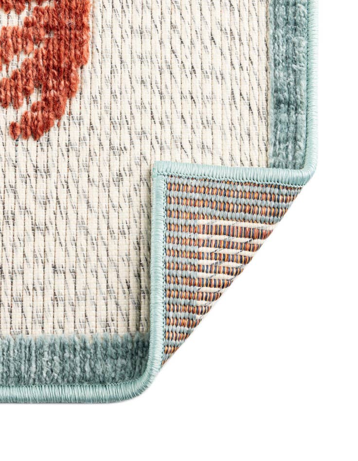 Detail image of  5' x 7' 7  Washable  Indoor / Outdoor Rug