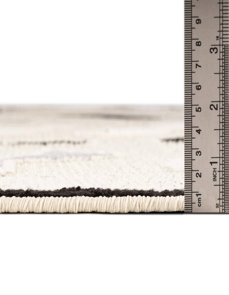 Detail image of  5' 3 x 7' 7  Washable  Indoor / Outdoor Rug