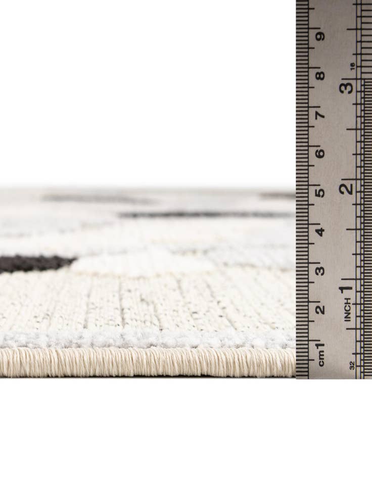 Detail image of  5' 3 x 7' 7  Washable  Indoor / Outdoor Rug