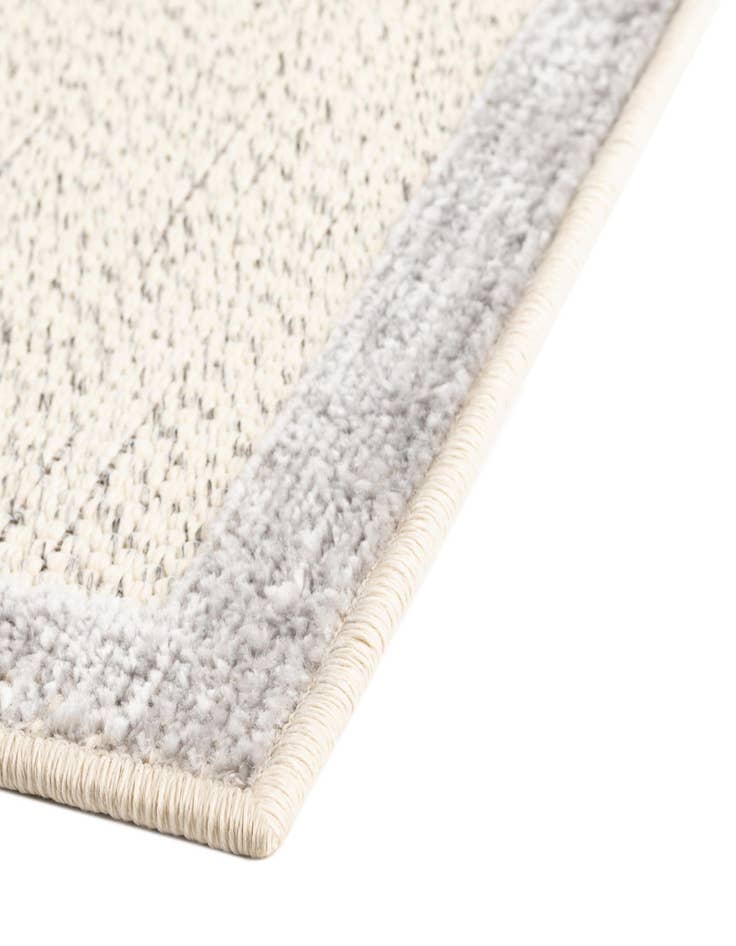 Detail image of  5' 3 x 7' 7  Washable  Indoor / Outdoor Rug