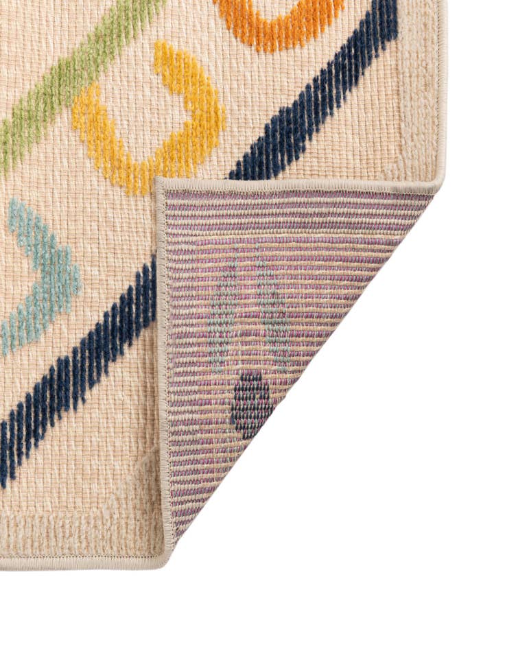 Detail image of  7' 3 x 9' 10  Washable  Indoor / Outdoor Rug