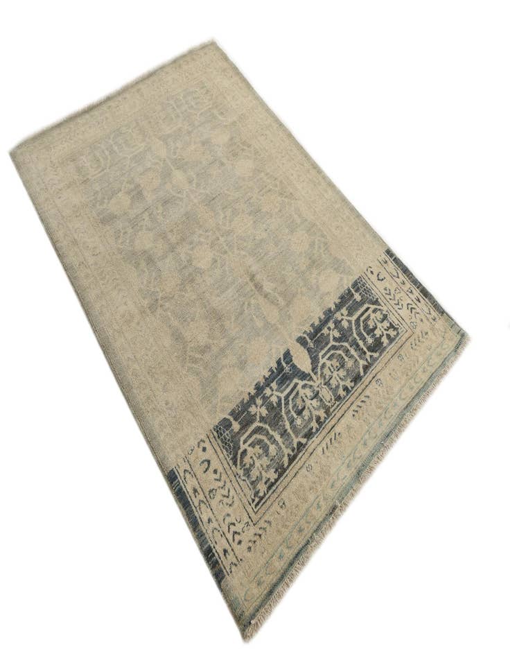 Detail image of  4' 1 x 5' 10  Hand Knotted Peshawar Ziegler Rug