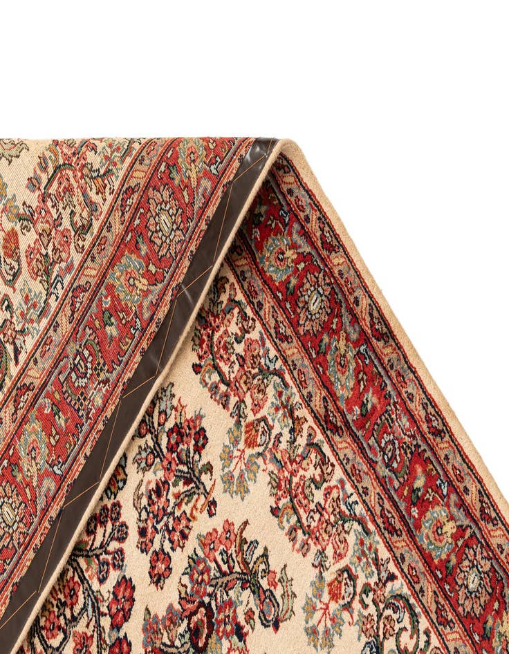 Detail image of  4' 5 x 6'  Hand Knotted Sarough Wool Rug