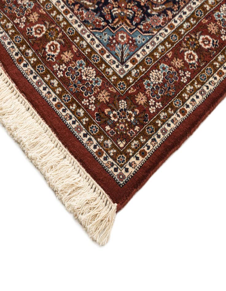 Detail image of  3' 8 x 6' 2  Hand Knotted Sarough Oriental Wool Rug