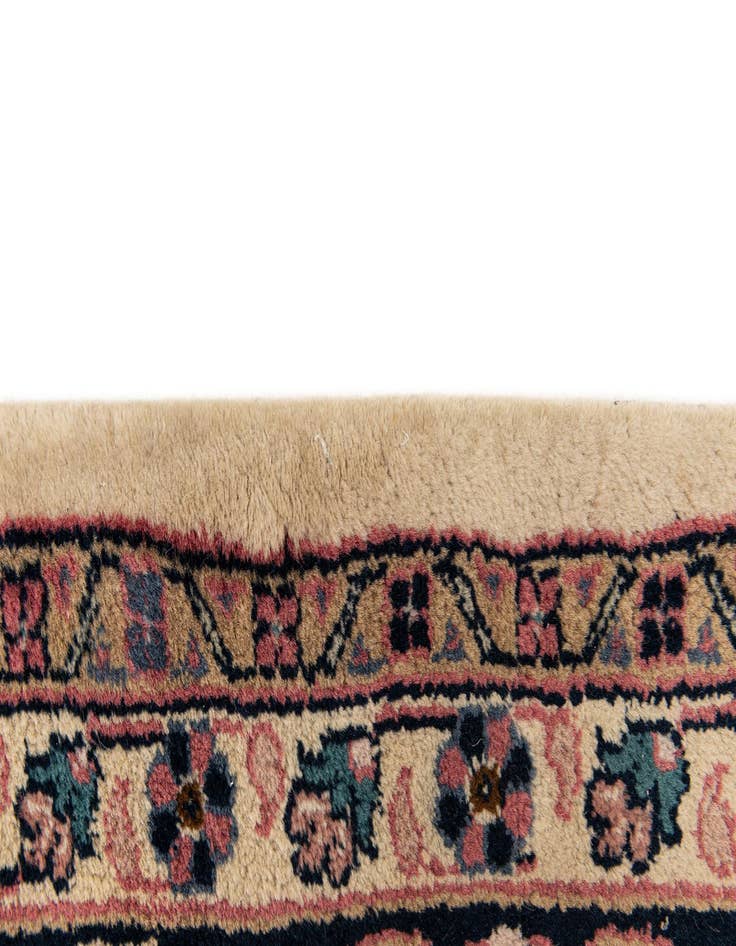 Detail image of  8' 4 x 11' 7  Hand Knotted Sarough Wool Rug