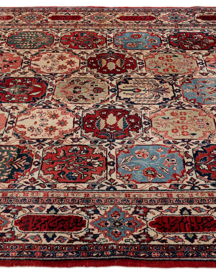 Detail image of  7' 2 x 10' 4  Hand Knotted Sarough Persian Wool Rug