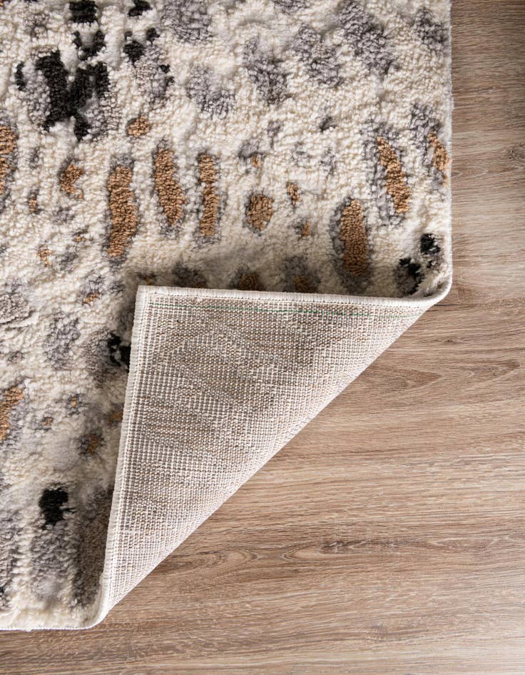 Detail image of  4' x 6' Sepia Rug