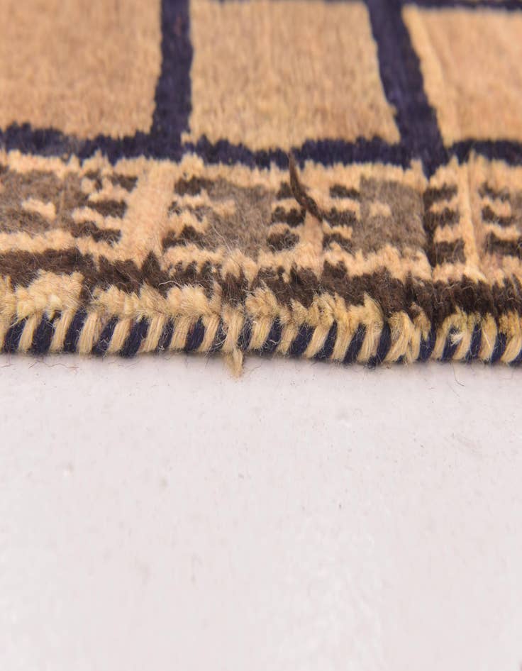 Detail image of 3' 9 x 6' 2 Hand Knotted Shiraz-Gabbeh Persian Wool Rug