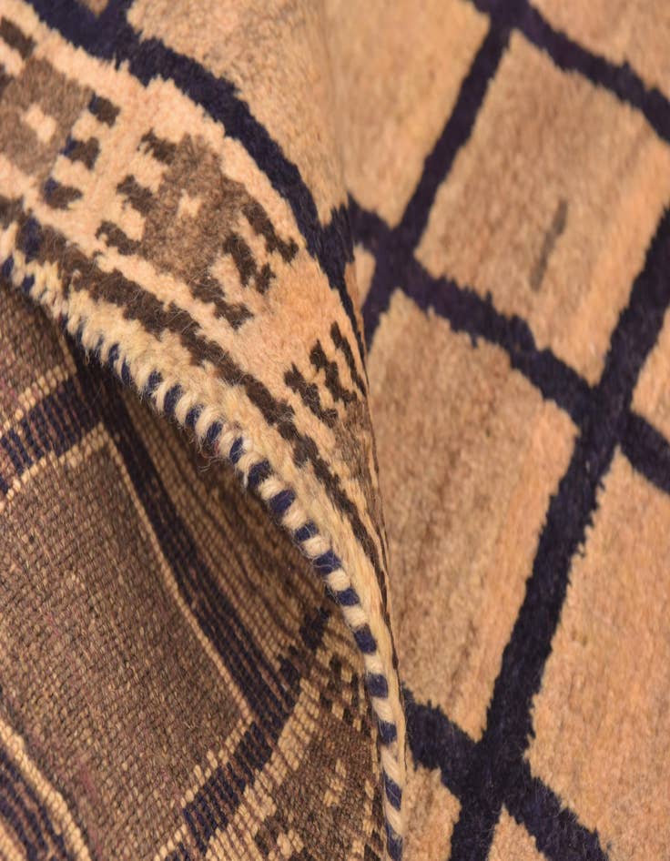 Detail image of 3' 9 x 6' 2 Hand Knotted Shiraz-Gabbeh Persian Wool Rug
