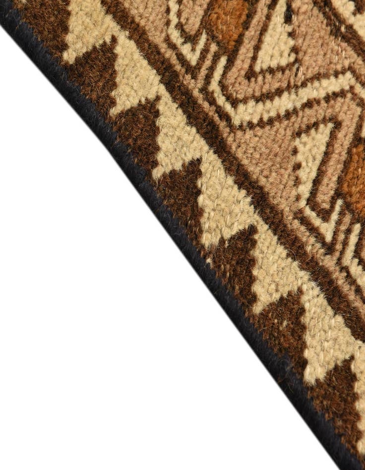 Detail image of 3' 5 x 6' 1 Hand Knotted Shiraz-Gabbeh Persian Wool Rug