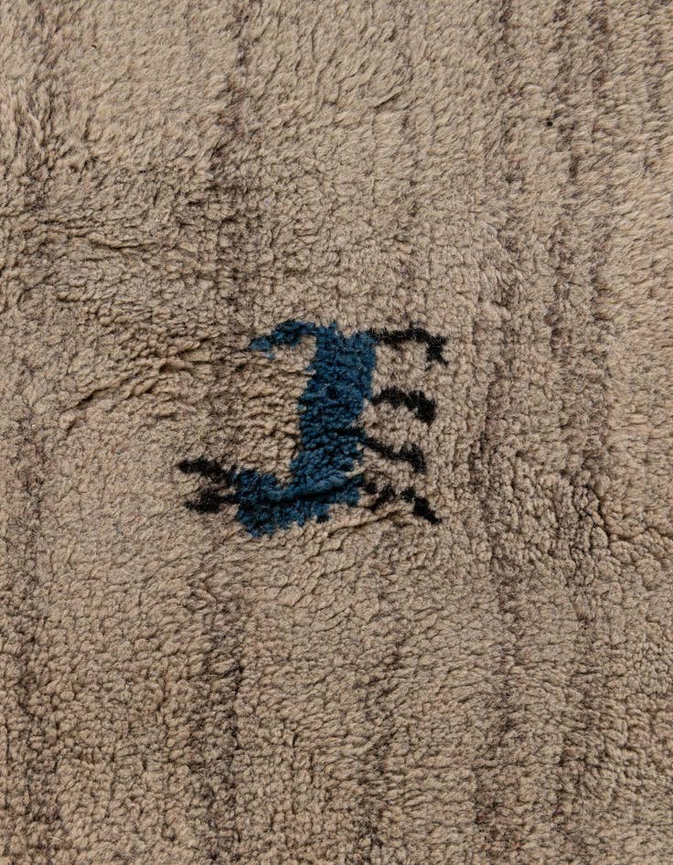 Detail image of  7' 6 x 10' 4  Hand Knotted Shiraz-Gabbeh Persian Wool Rug