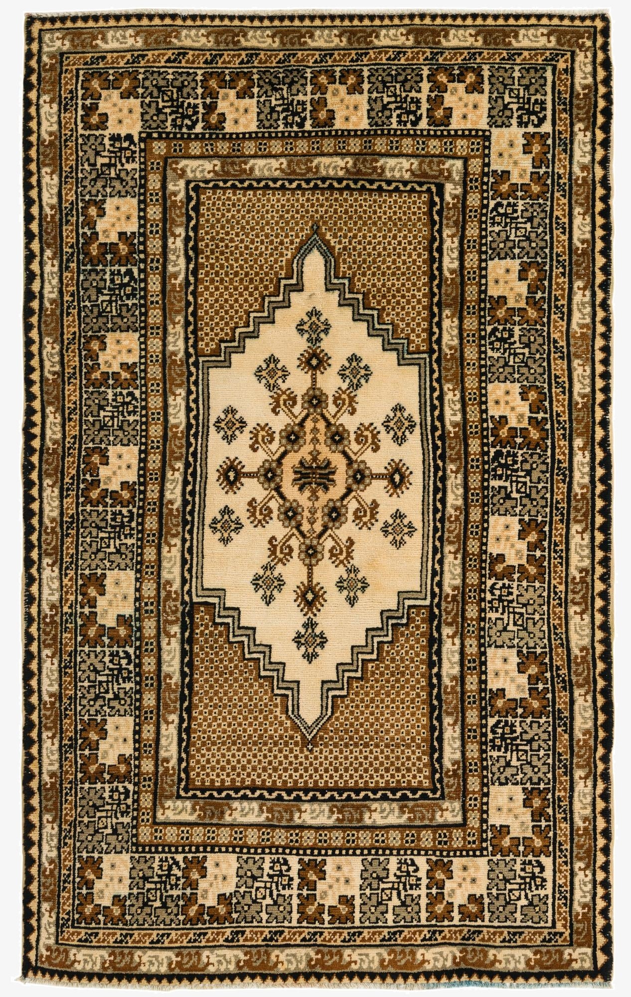  4' 10 x 8'  Hand Knotted Shiraz Persian Wool Rug