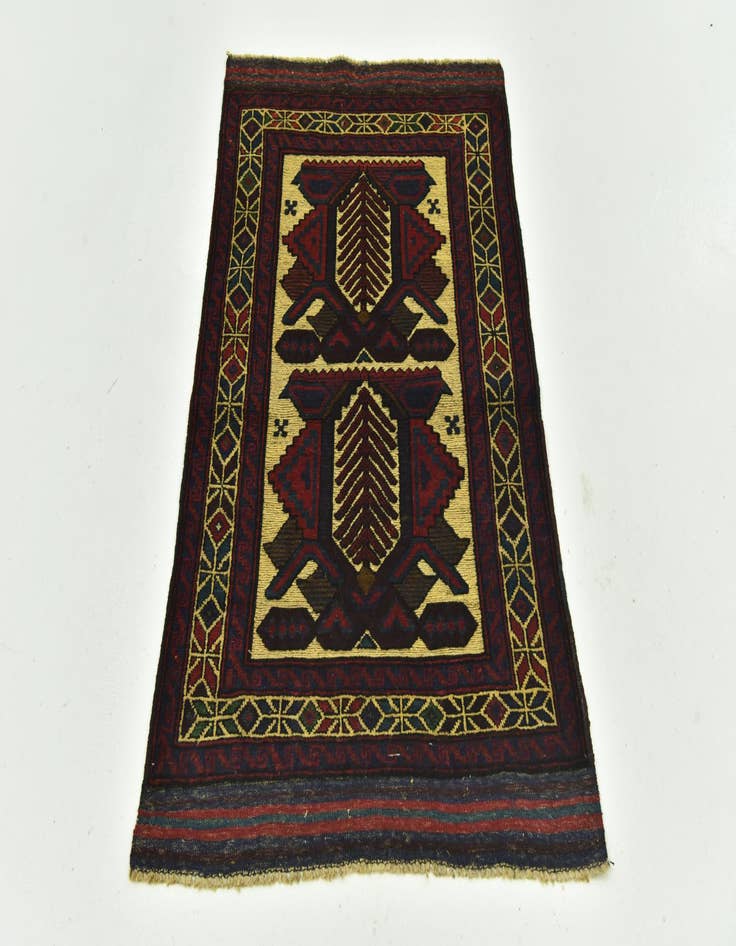 Detail image of  2' 7 x 4' 5  Hand Knotted Sumak Wool Rug