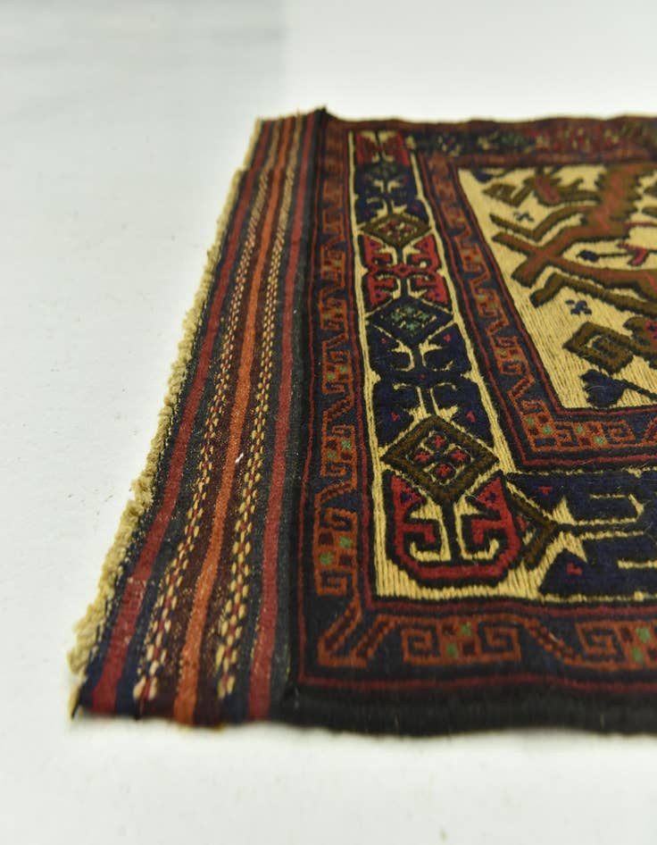 Detail image of  2' 9 x 4' 7  Hand Knotted Sumak Wool Rug