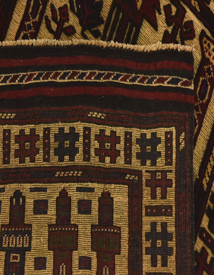 Detail image of  2' 10 x 4'  Hand Knotted Sumak Wool Rug