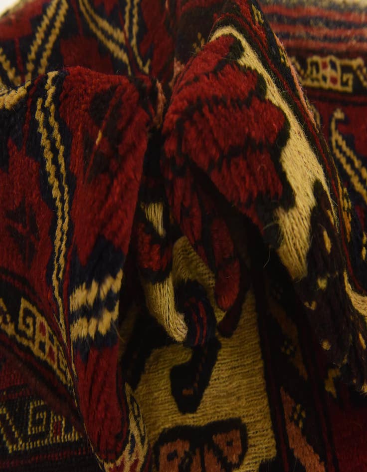 Detail image of  3' x 4' 7  Hand Knotted Sumak Wool Rug