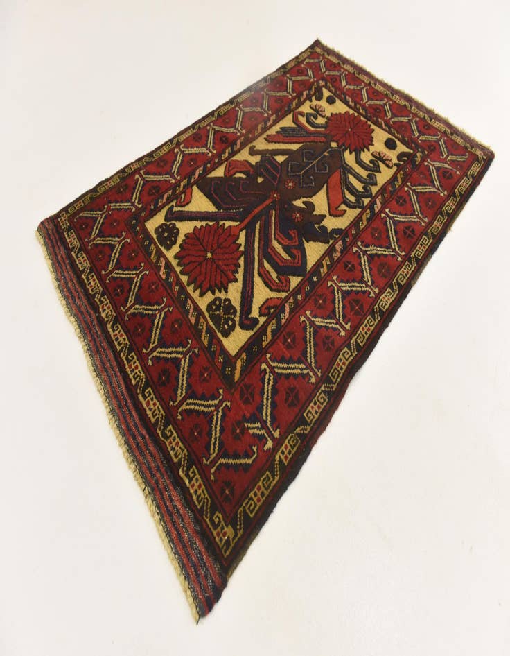 Detail image of  3' x 4' 7  Hand Knotted Sumak Wool Rug