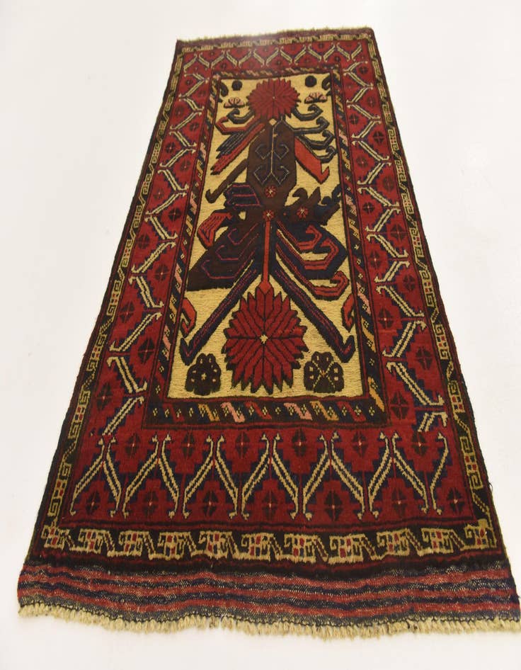 Detail image of  3' x 4' 7  Hand Knotted Sumak Wool Rug