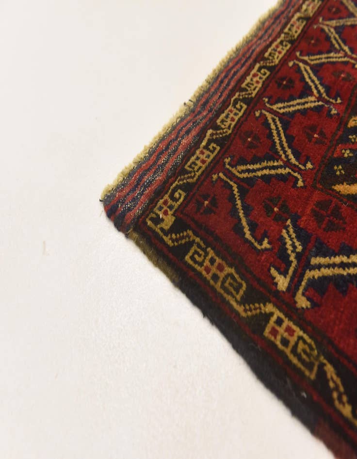 Detail image of  3' x 4' 7  Hand Knotted Sumak Wool Rug