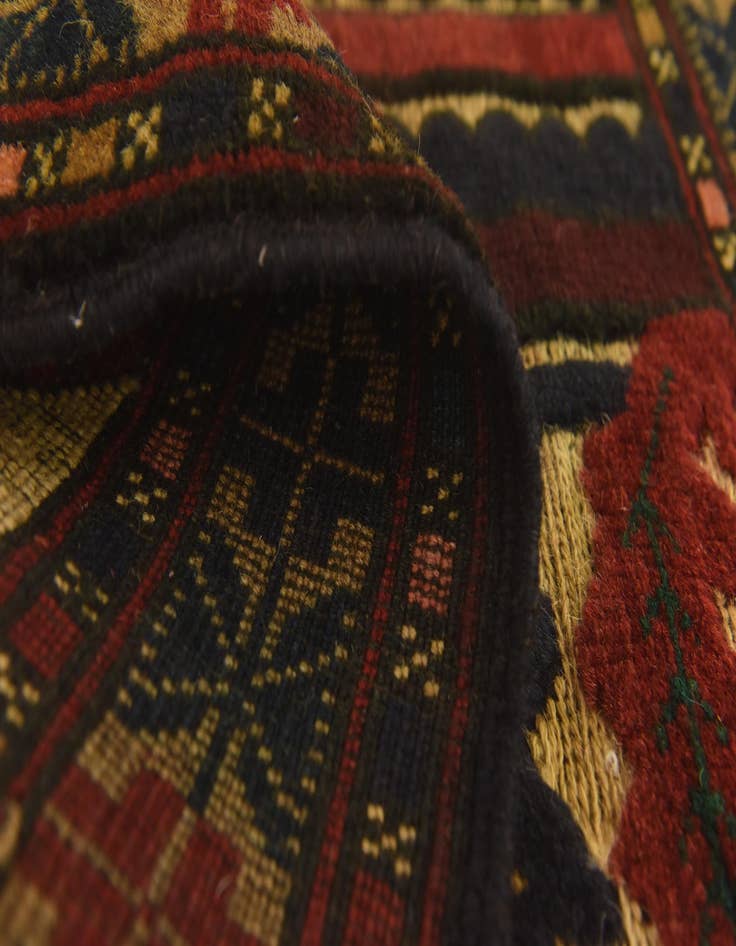 Detail image of  3' x 4' 7  Hand Knotted Sumak Wool Rug