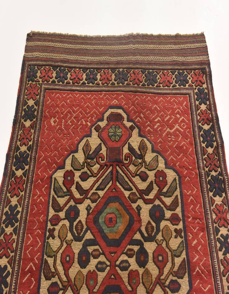 Detail image of  4' 2 x 6' 3  Hand Knotted Sumak Wool Rug