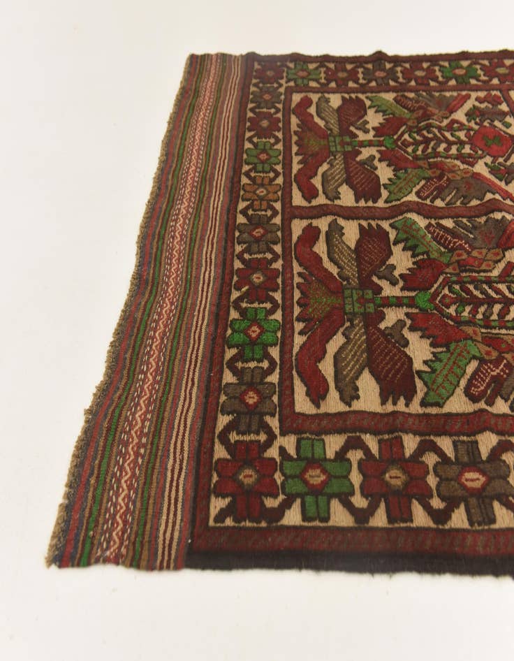 Detail image of  4' 2 x 6' 2  Hand Knotted Sumak Wool Rug