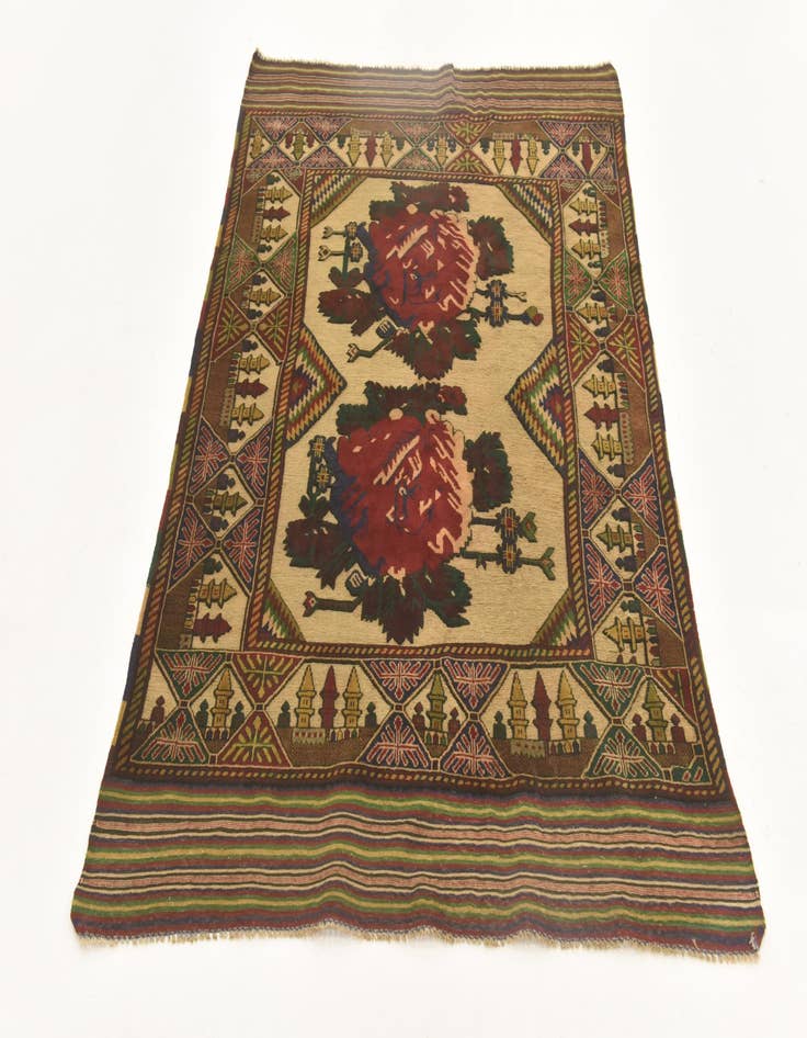 Detail image of  4' 2 x 6'  Hand Knotted Sumak Wool Rug