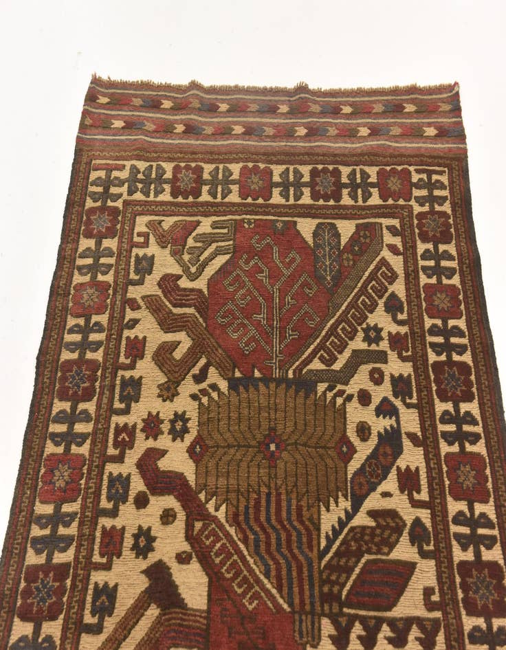 Detail image of  3' 11 x 6' 3  Hand Knotted Sumak Wool Rug