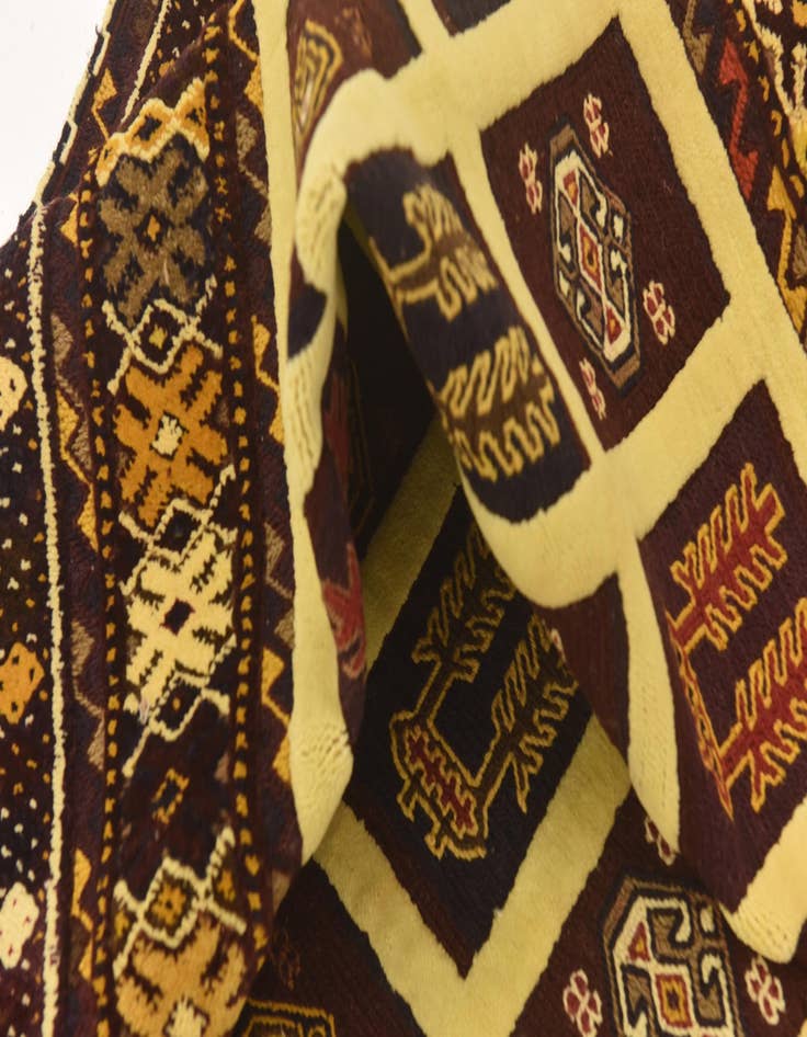 Detail image of  4' 6 x 6' 6  Hand Knotted Sumak Wool Rug