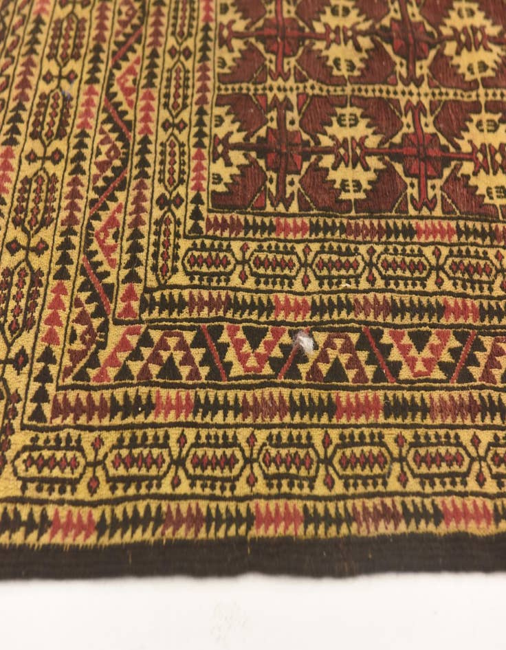 Detail image of  4' 2 x 6' 5  Hand Knotted Sumak Wool Rug