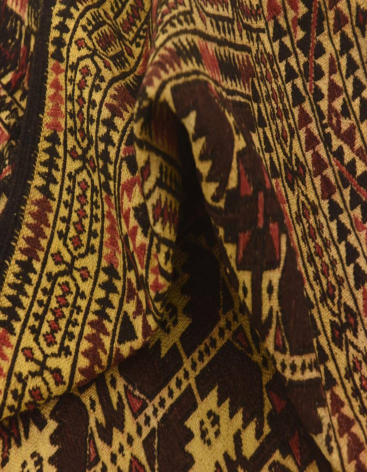 Detail image of  4' 3 x 6' 5  Hand Knotted Sumak Wool Rug