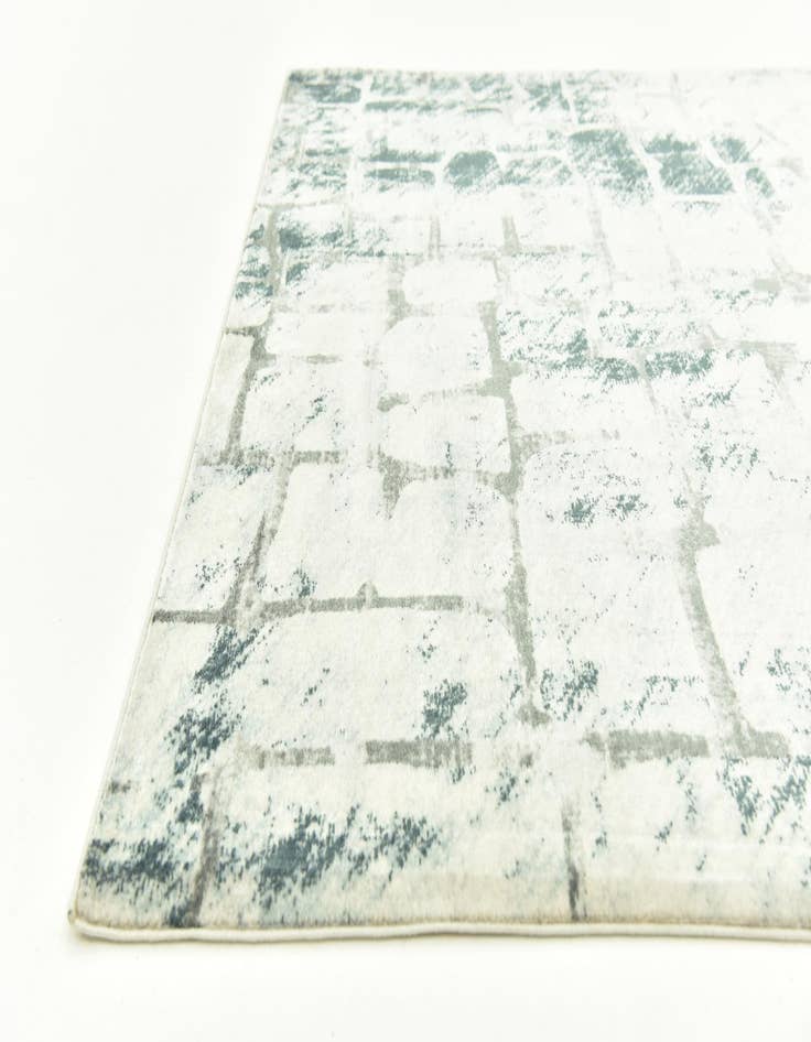 Detail image of  5' 4 x 7' 7 Sydney Rug