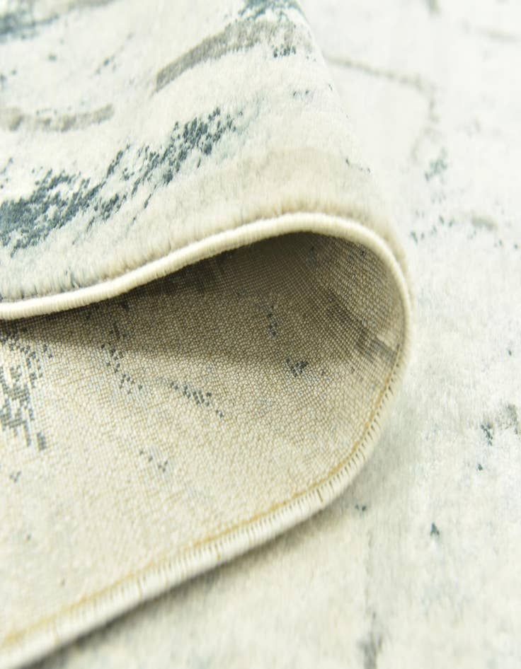 Detail image of  5' 4 x 7' 7 Sydney Rug