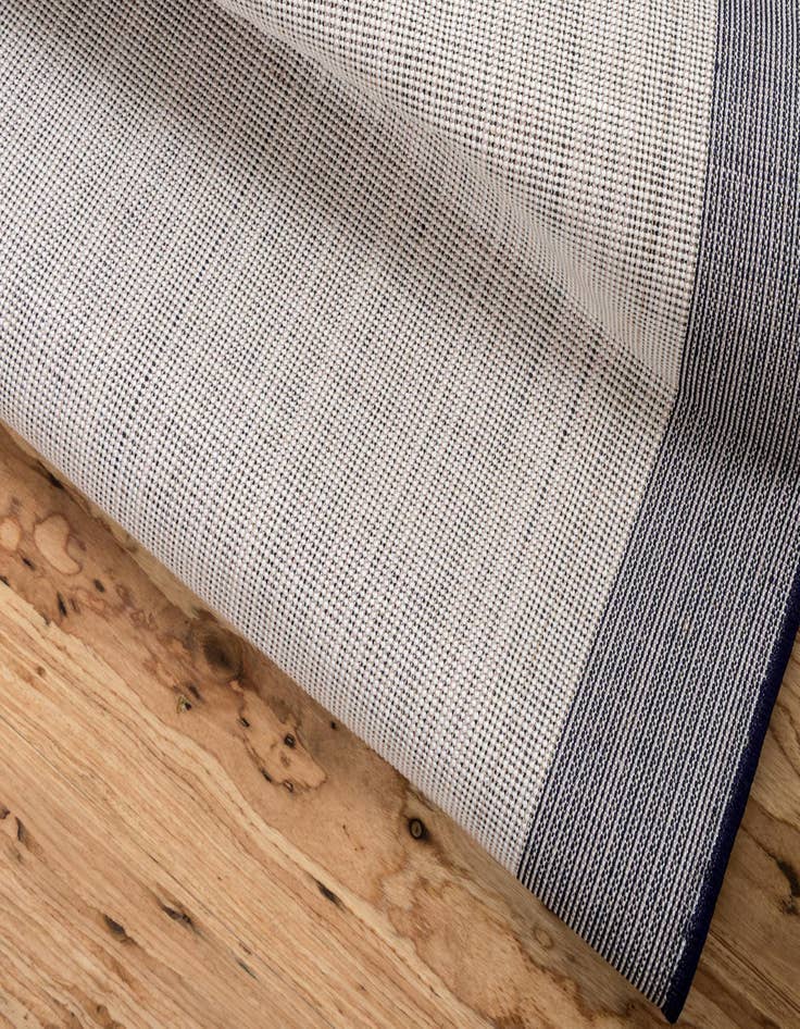 Detail image of  9' x 12' Sydney Rug