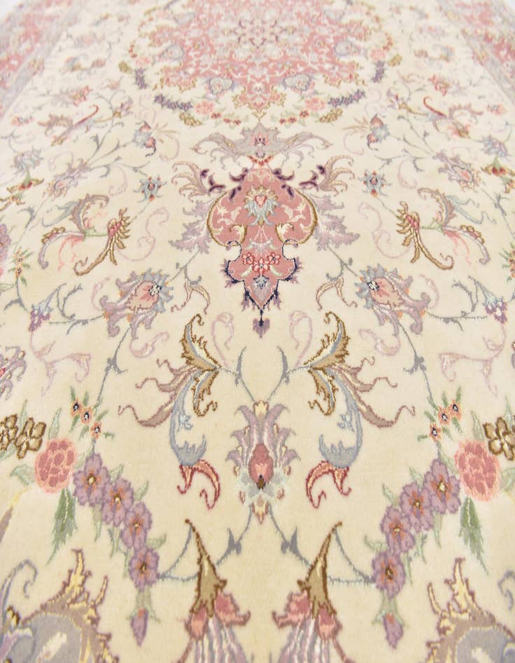 Detail image of  6' 8 x 9' 8  Hand Knotted Tabriz Persian Rug