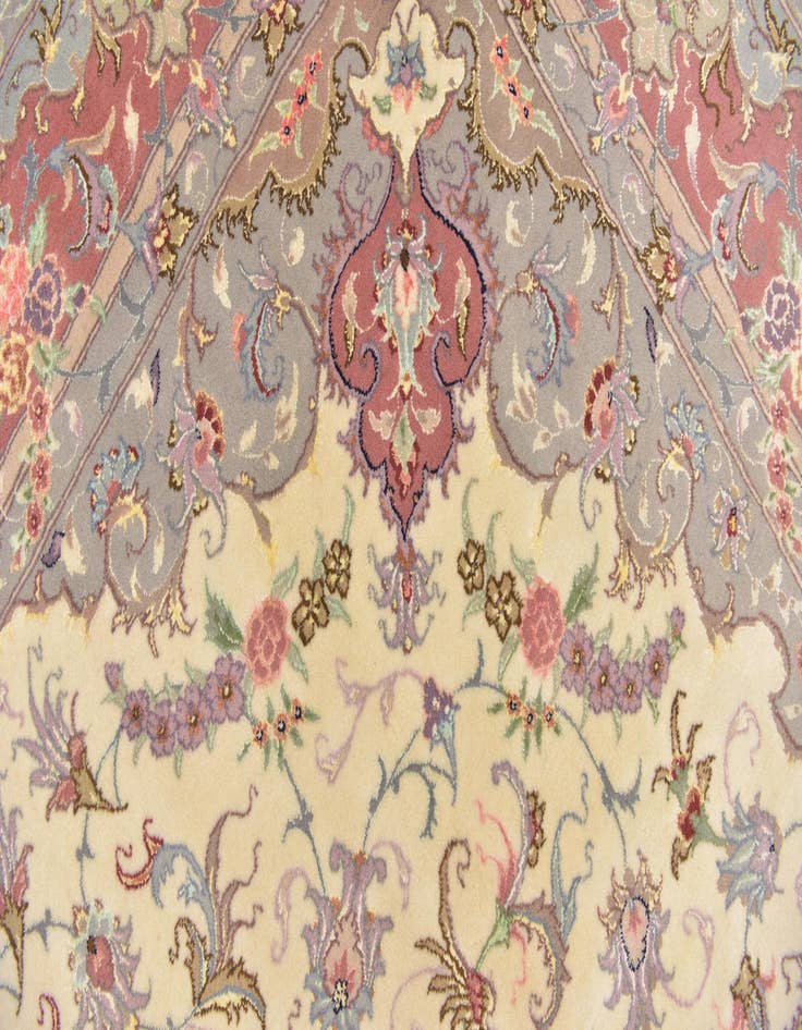 Detail image of  6' 8 x 9' 8  Hand Knotted Tabriz Persian Rug