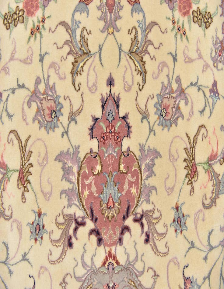 Detail image of  6' 8 x 9' 8  Hand Knotted Tabriz Persian Rug