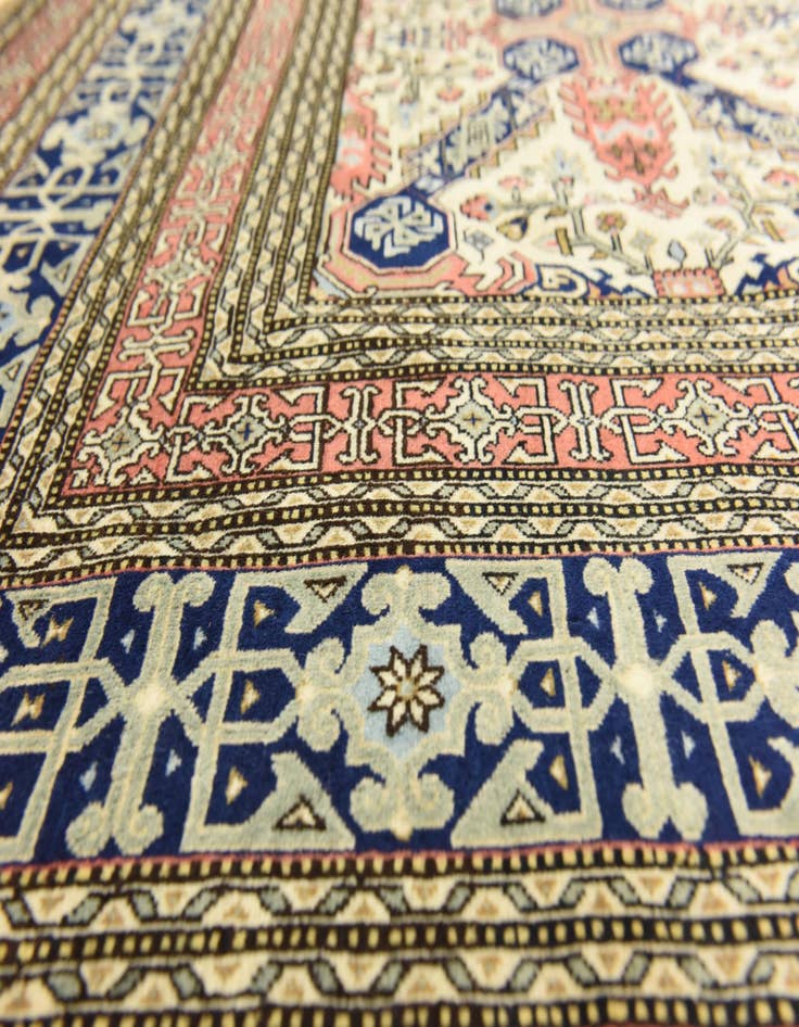 Detail image of  7' 8 x 9' 6  Hand Knotted Tabriz Persian Rug