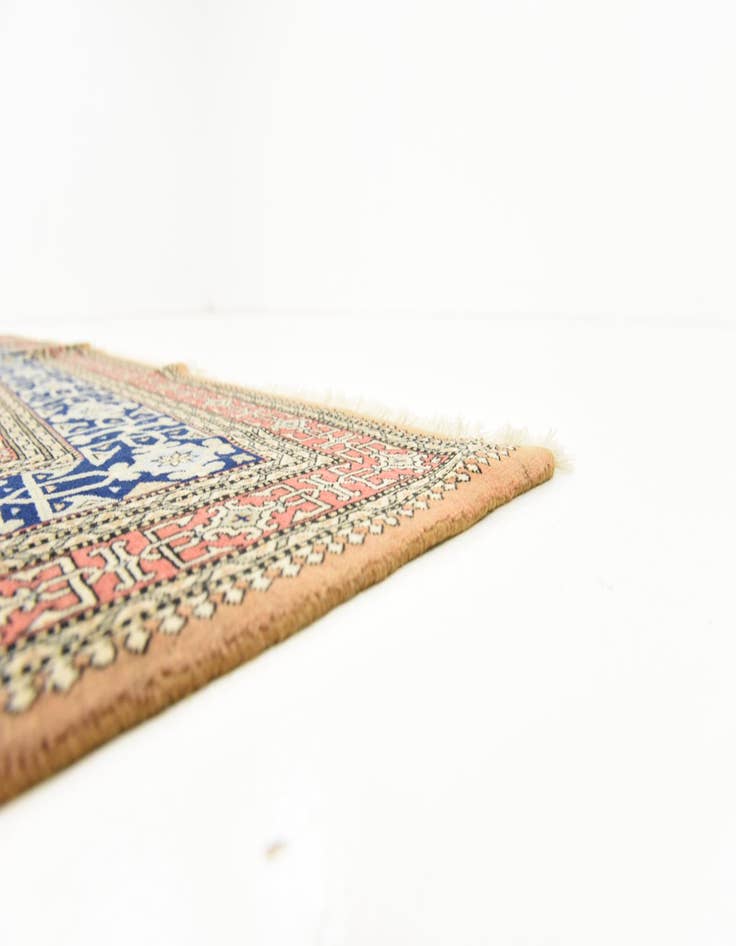 Detail image of  7' 8 x 9' 6  Hand Knotted Tabriz Persian Rug