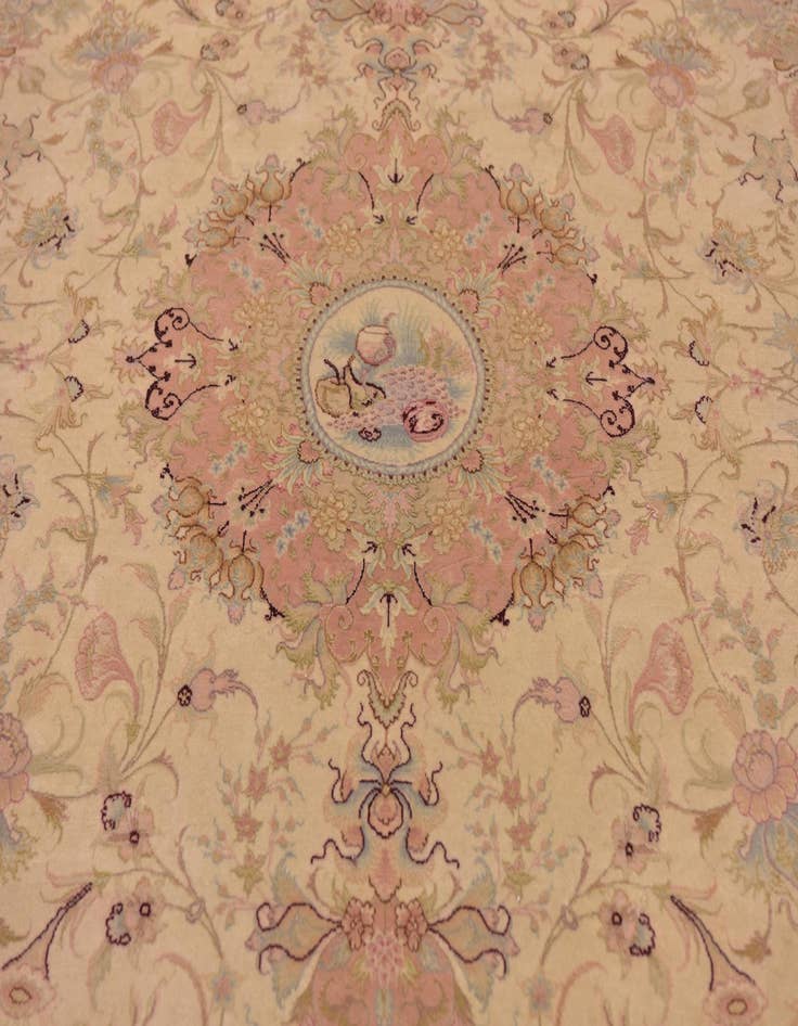 Detail image of  6' 6 x 10'  Hand Knotted Tabriz Persian Rug