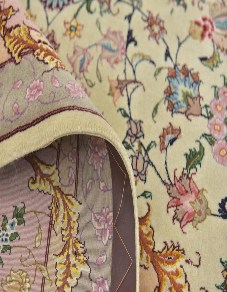 Detail image of  9' 10 x 13'  Hand Knotted Tabriz Persian Rug