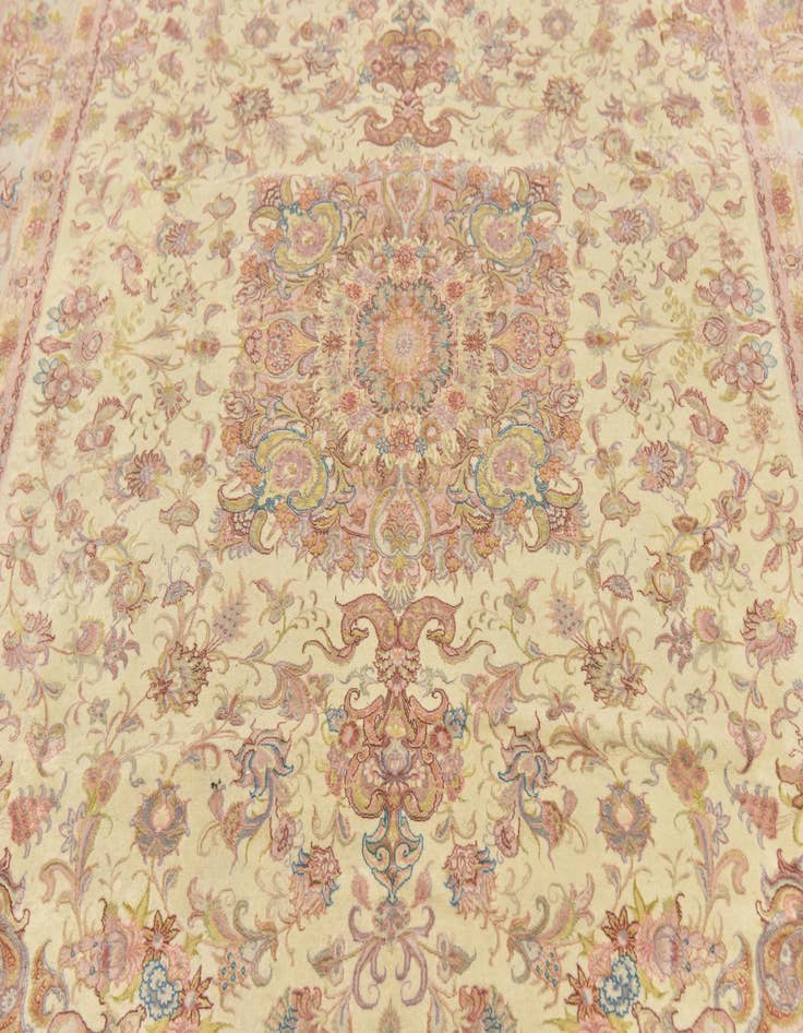 Detail image of  6' 6 x 10'  Hand Knotted Tabriz Persian Rug