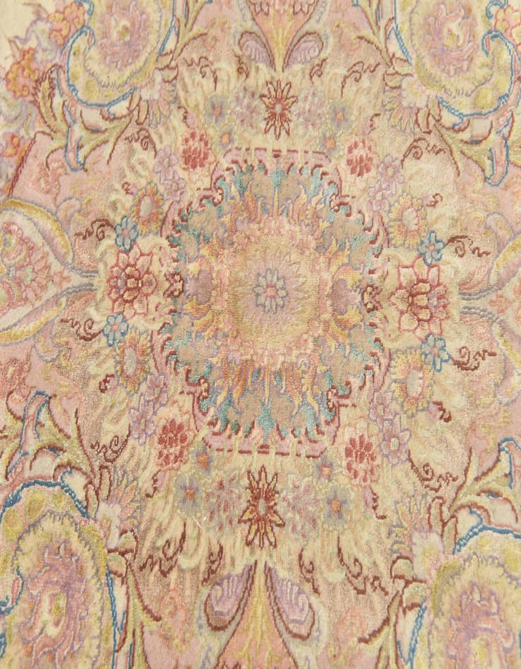 Detail image of  6' 6 x 10'  Hand Knotted Tabriz Persian Rug