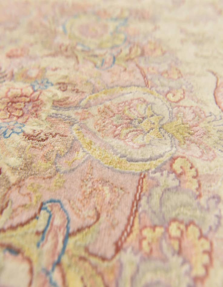 Detail image of  6' 6 x 10'  Hand Knotted Tabriz Persian Rug