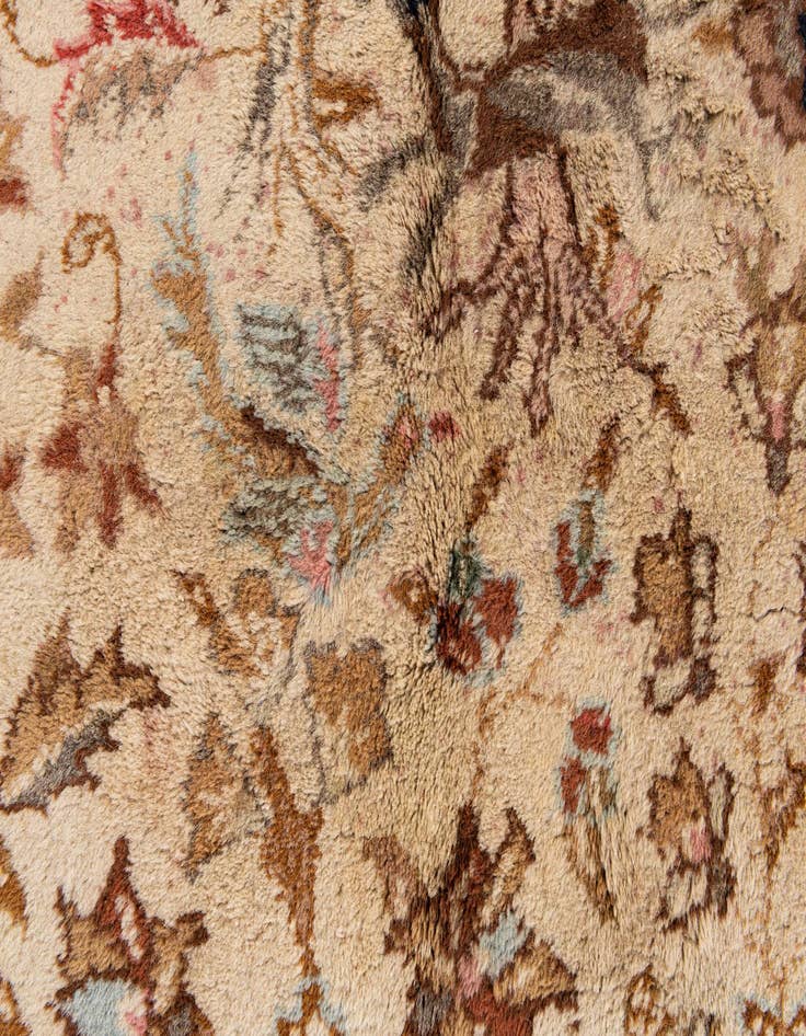 Detail image of  6' 6 x 10' 3  Hand Knotted Tabriz Oriental Wool Rug