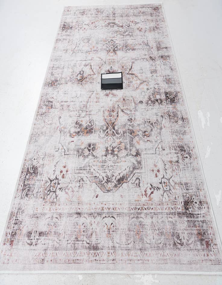 Detail image of  6' 2 x 9' Timeless Rug