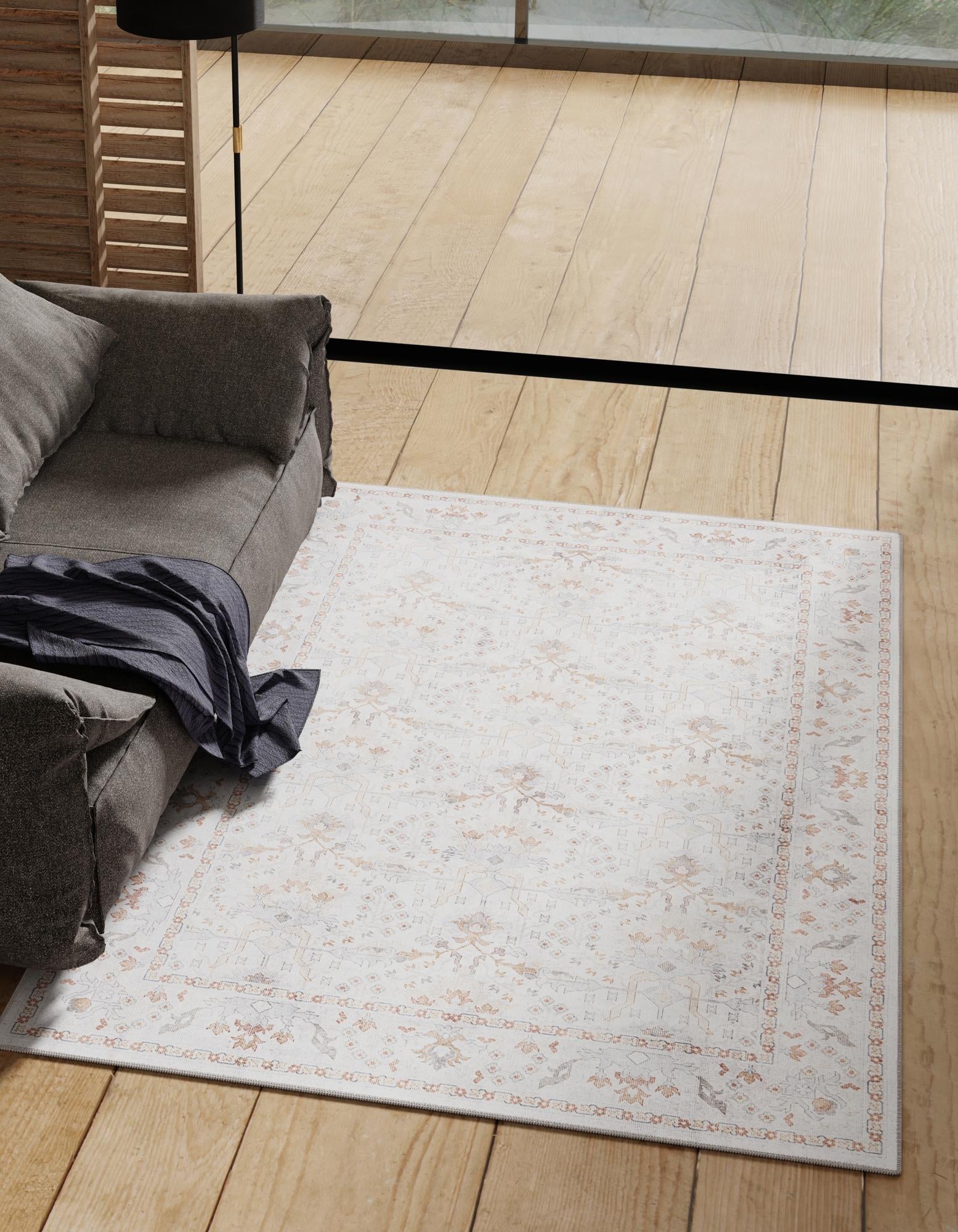 Ivory 4' 1 x 6' 1 Timeless Rug | Rugs.com