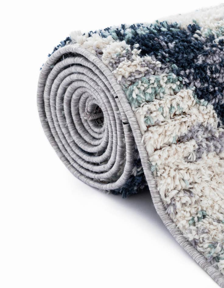 Detail image of  4' 1 x 6' 1 Tucson Rug